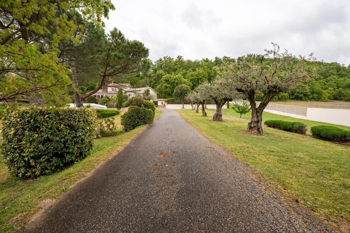 La Villa Moursoise 4 Etoiles Exteriér fotografie