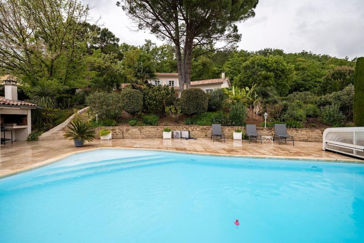 La Villa Moursoise 4 Etoiles Exteriér fotografie