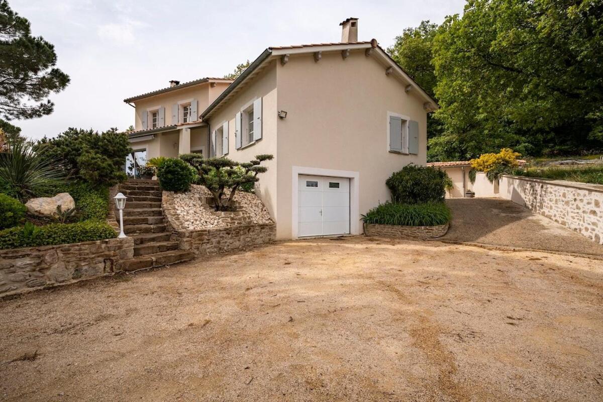 La Villa Moursoise 4 Etoiles Exteriér fotografie