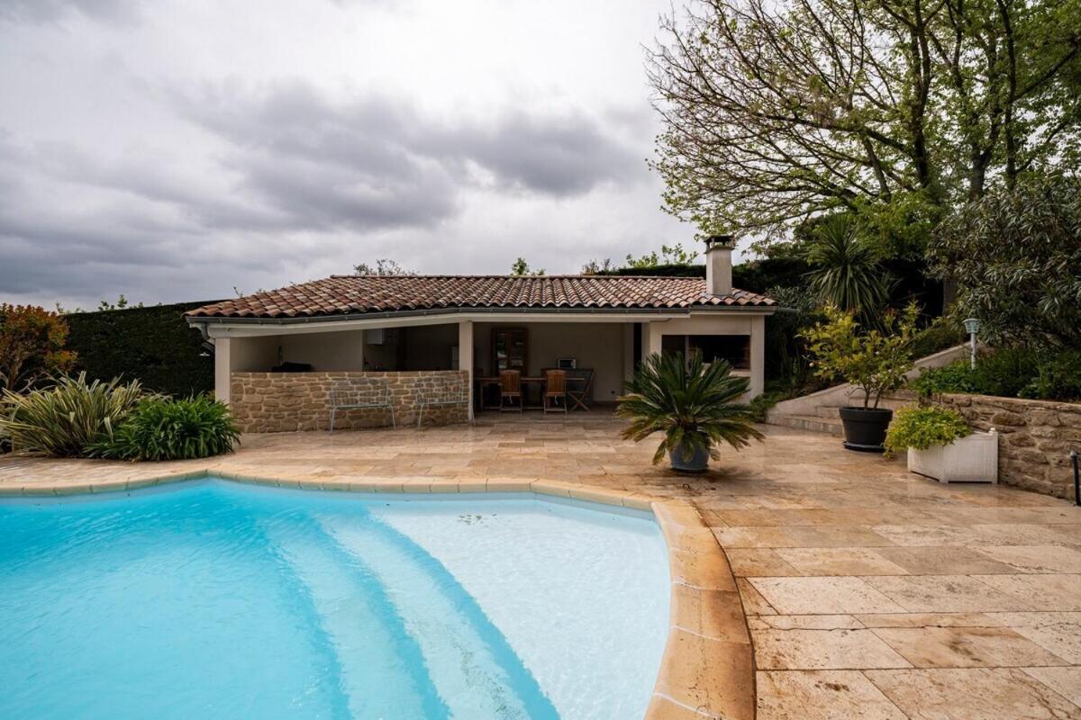 La Villa Moursoise 4 Etoiles Exteriér fotografie